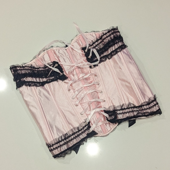 Pink Satin Corset With Black Lace and Bows Details - Picture 2 of 7